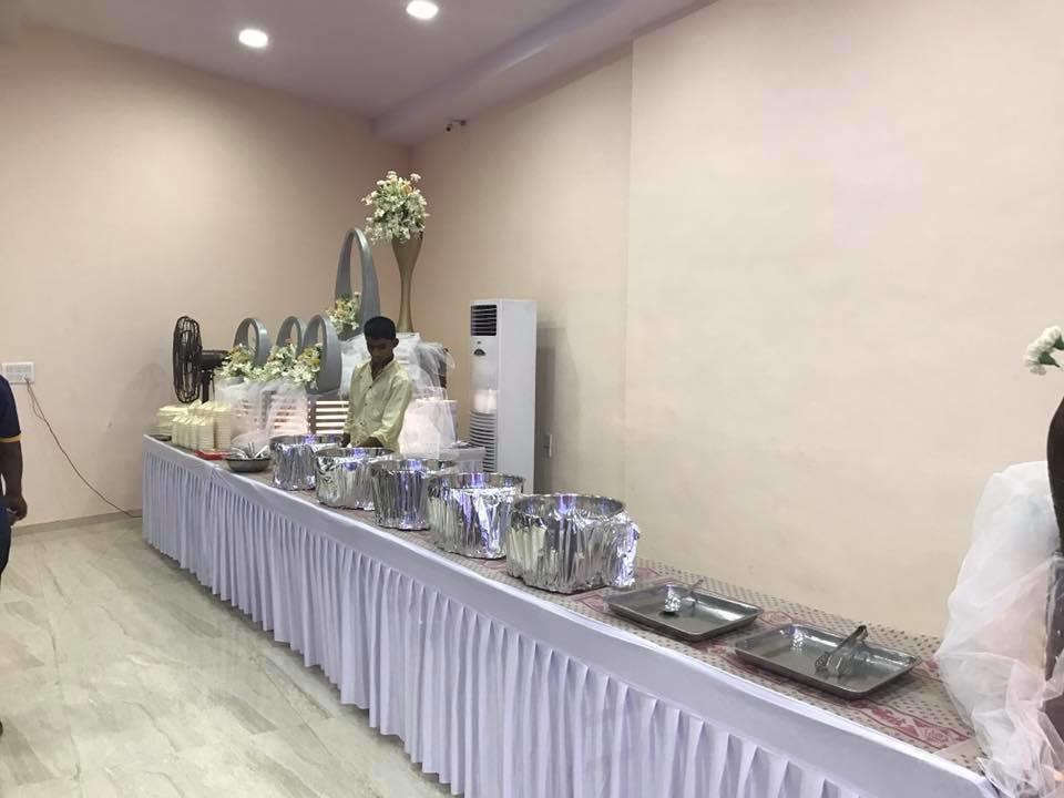 Royale Inn Вапи Экстерьер фото